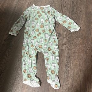 Magnetic Me cookies & milk